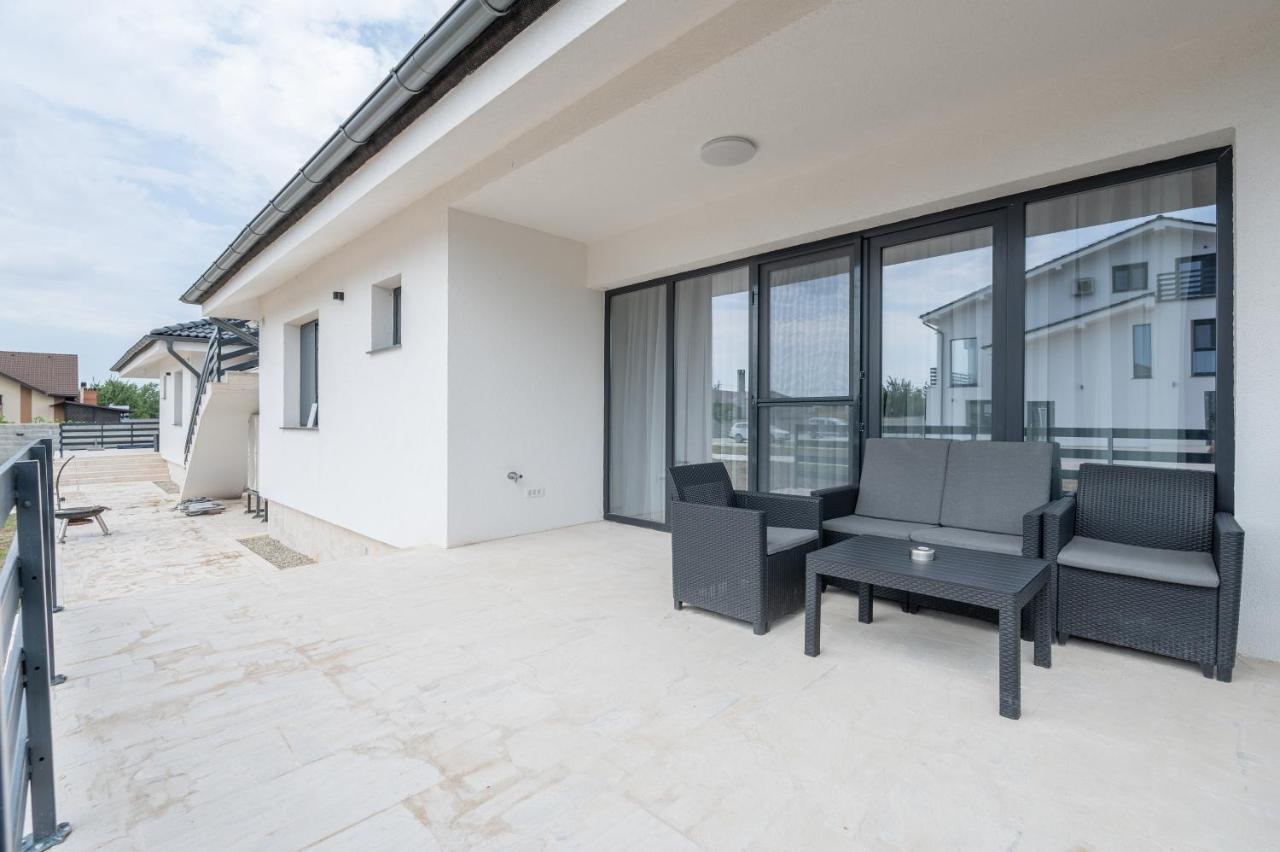 Casa Fischer Apartment Ciheiu Екстериор снимка