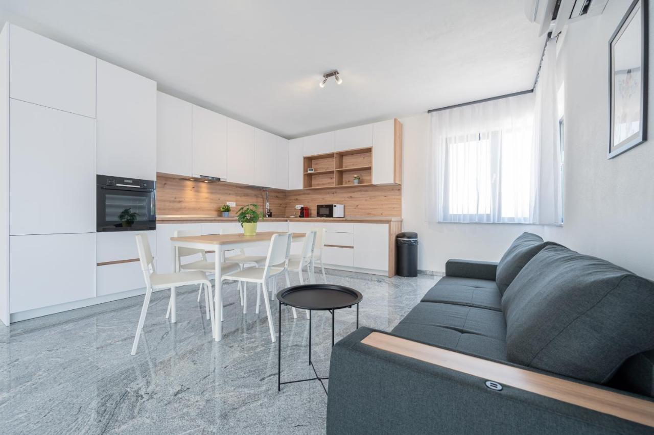Casa Fischer Apartment Ciheiu Екстериор снимка
