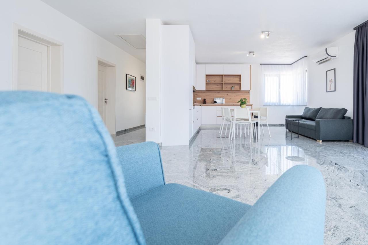 Casa Fischer Apartment Ciheiu Екстериор снимка