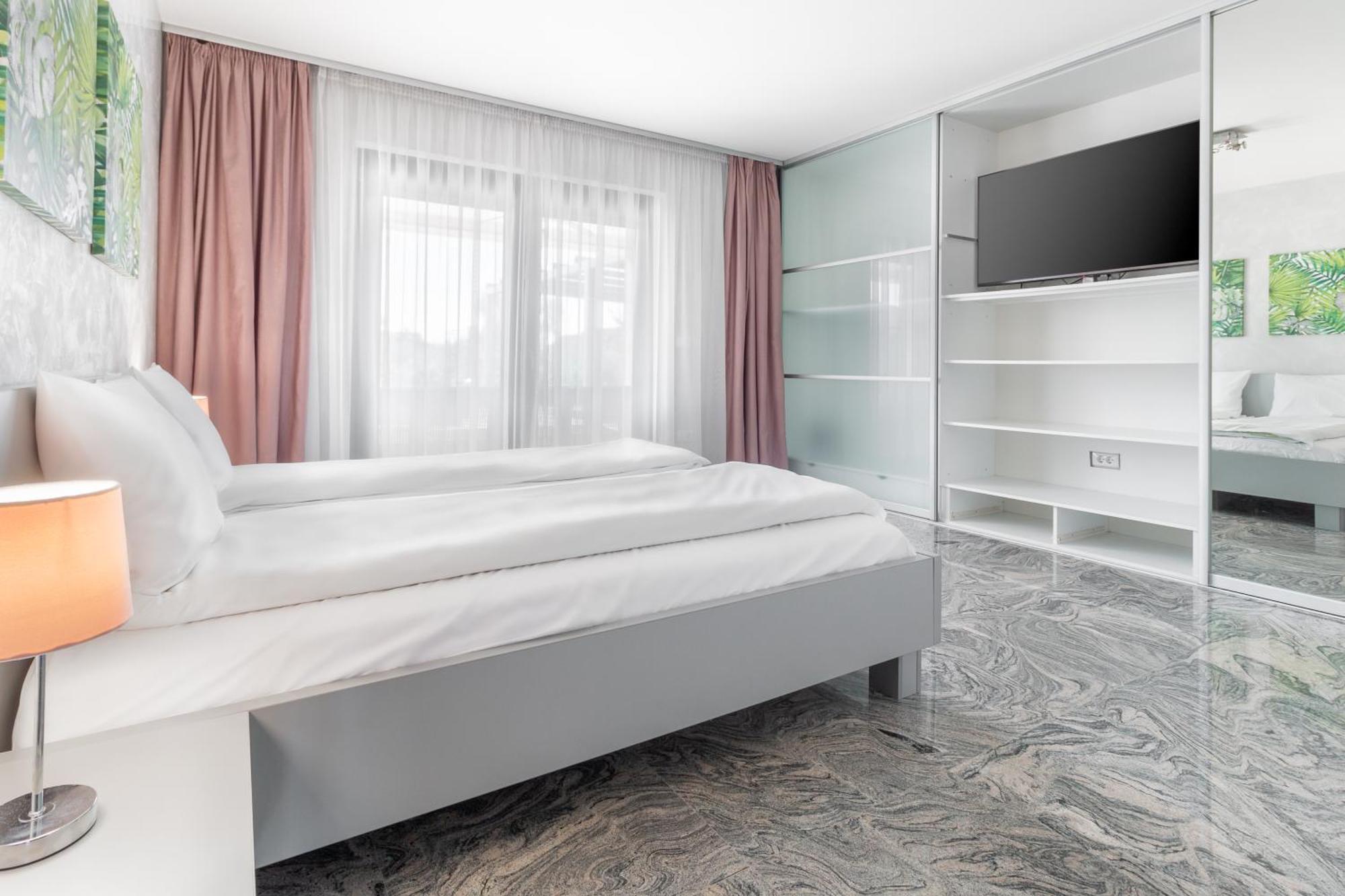 Casa Fischer Apartment Ciheiu Екстериор снимка