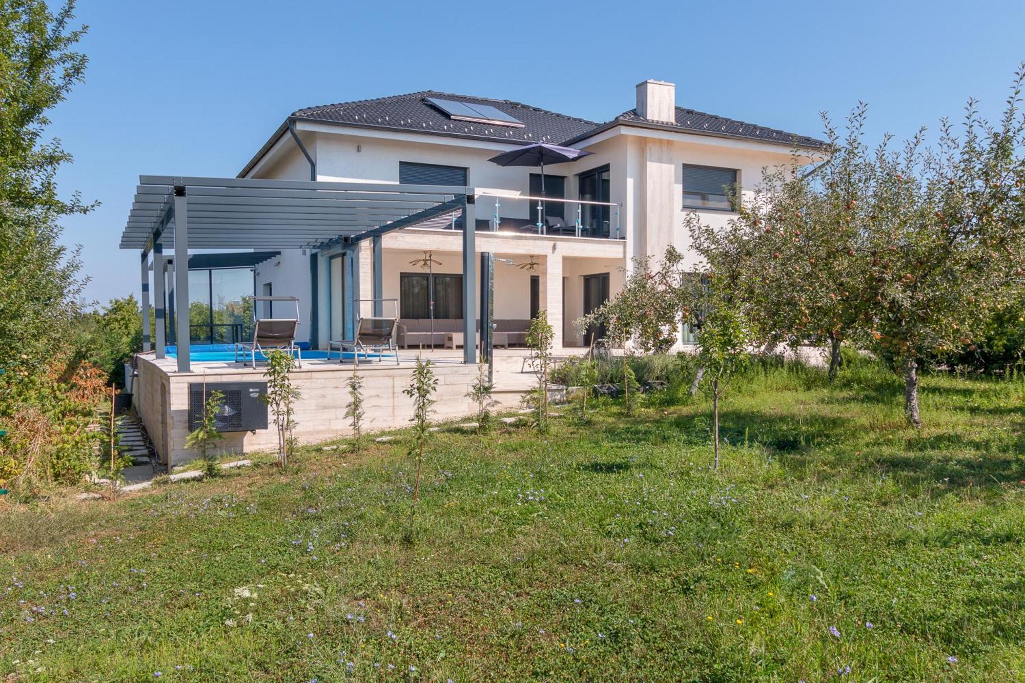 Casa Fischer Apartment Ciheiu Екстериор снимка